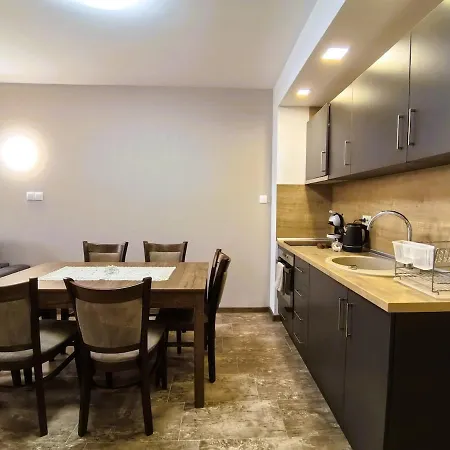 Cozy 1br Mountain View For 4 Guests Apartman *