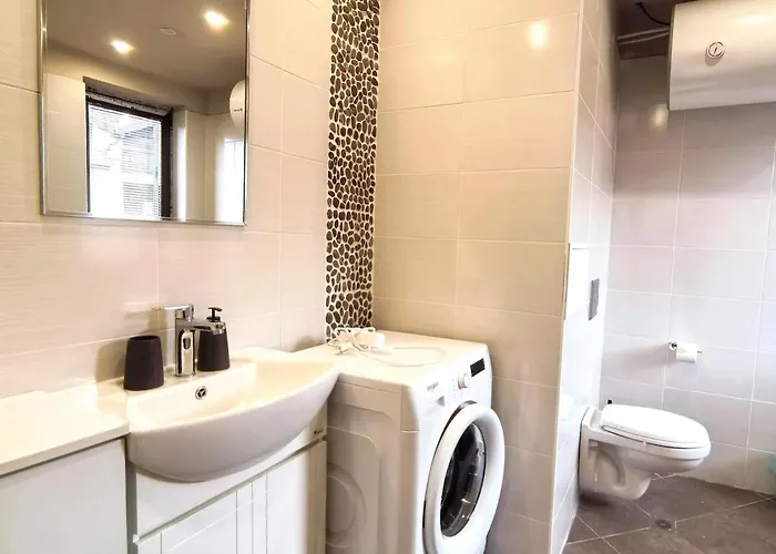 Apartman Cozy 1br Mountain View For 4 Guests